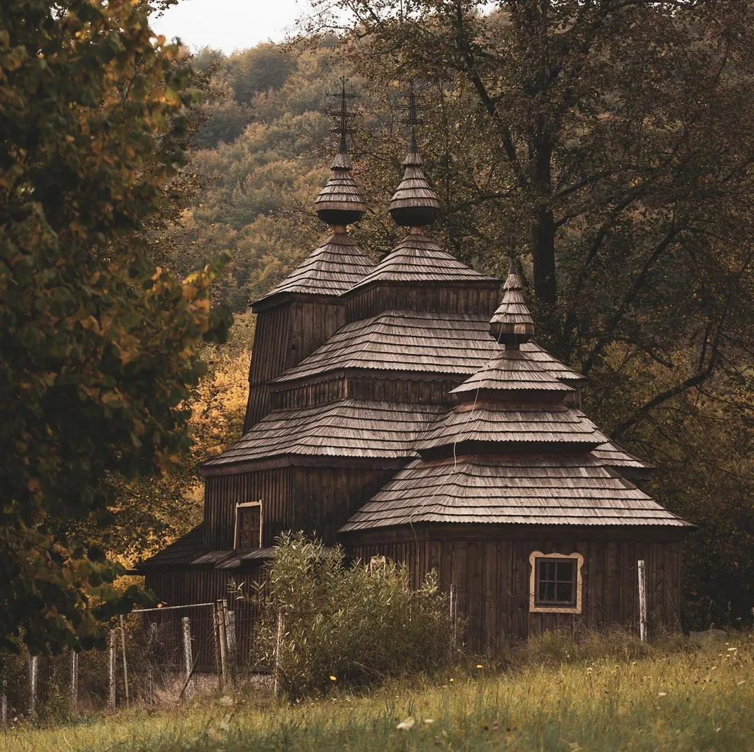 Drevený kostol sv. Michala Archanjela – ilustračná fotografia