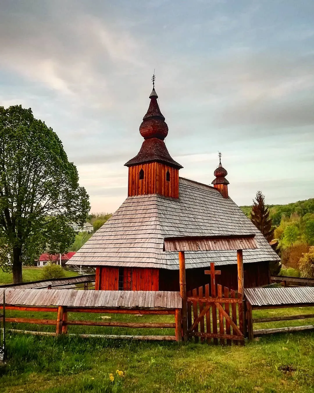 Drevená cerkev – ilustračná fotografia