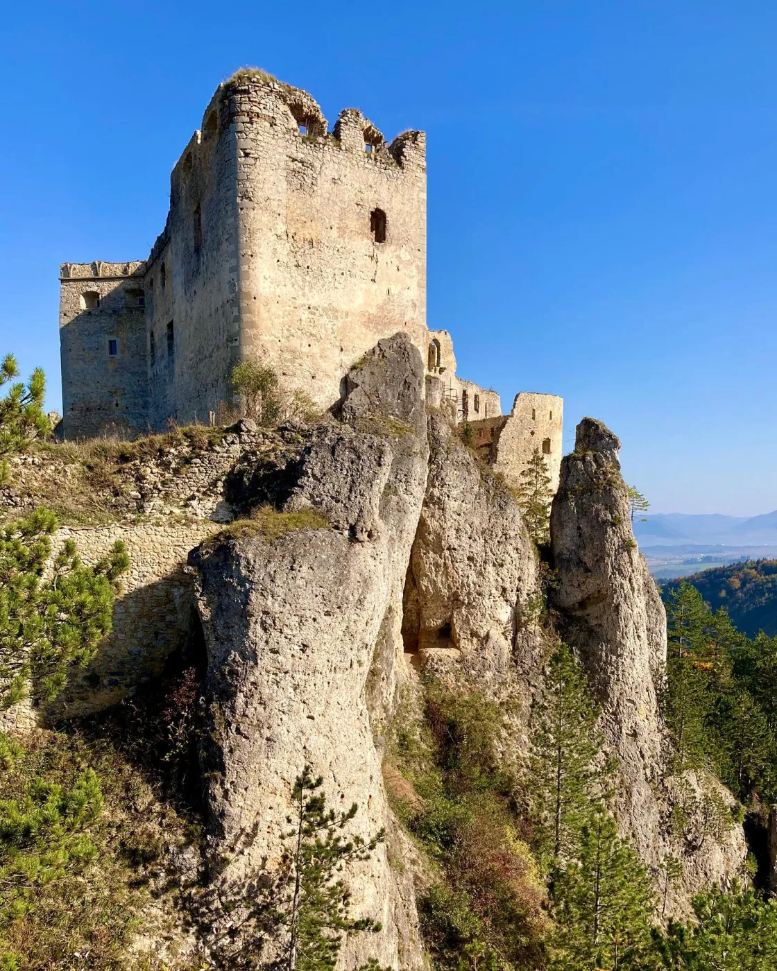 Hrad Lietava – ilustračná fotografia