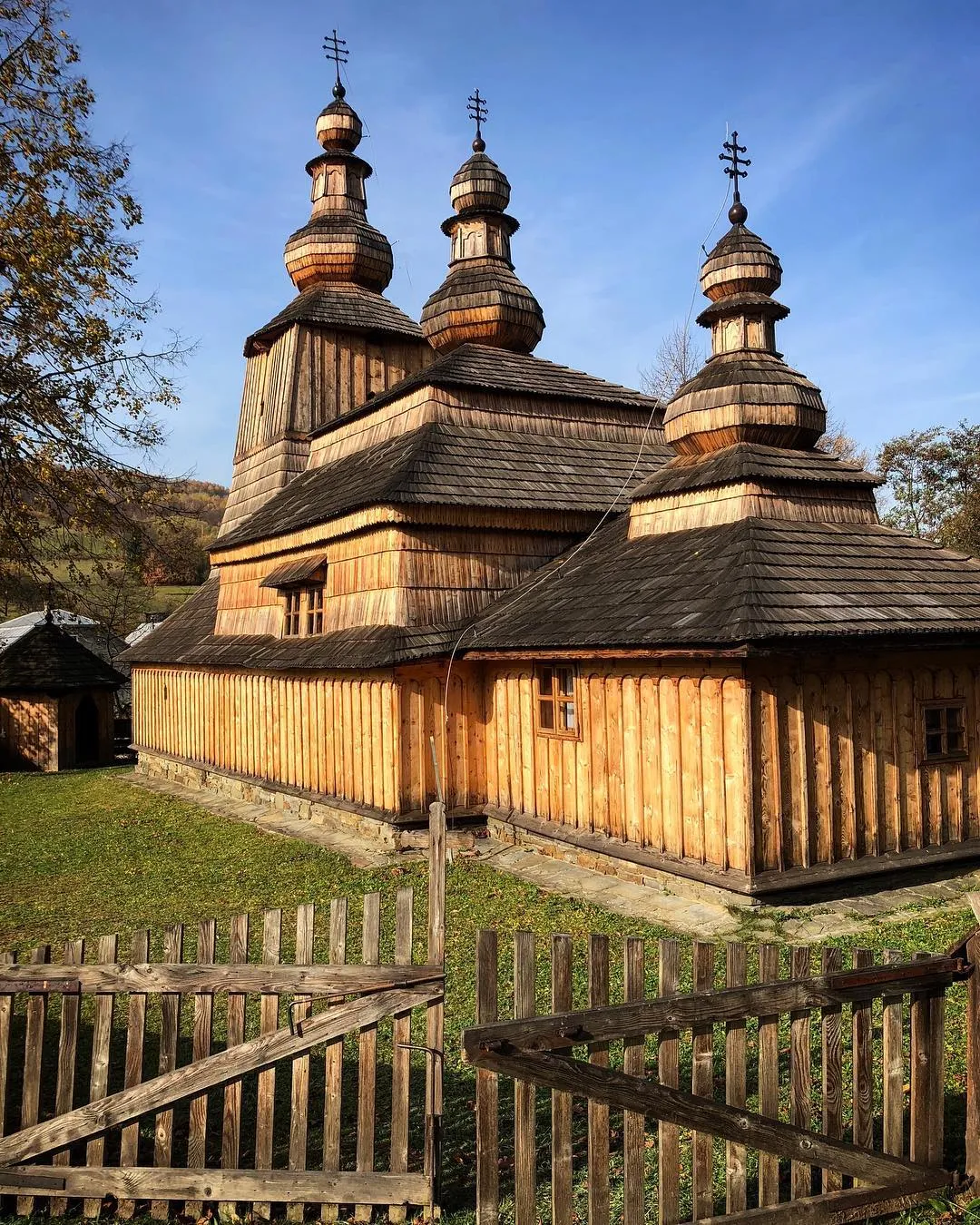 Drevený chrám Ladomirová – ilustračná fotografia