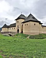 Vodný hrad Hronsek