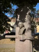 Pomník Mikuláša Schneidera Trnavského