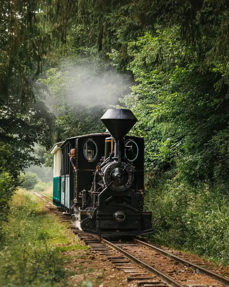 Čiernohronská železnica – historická turistická trať 16 km