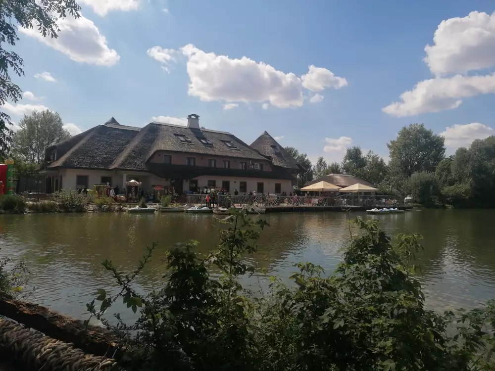 Eko Park Piešťany — 174+ živočíchov, vstup 10€