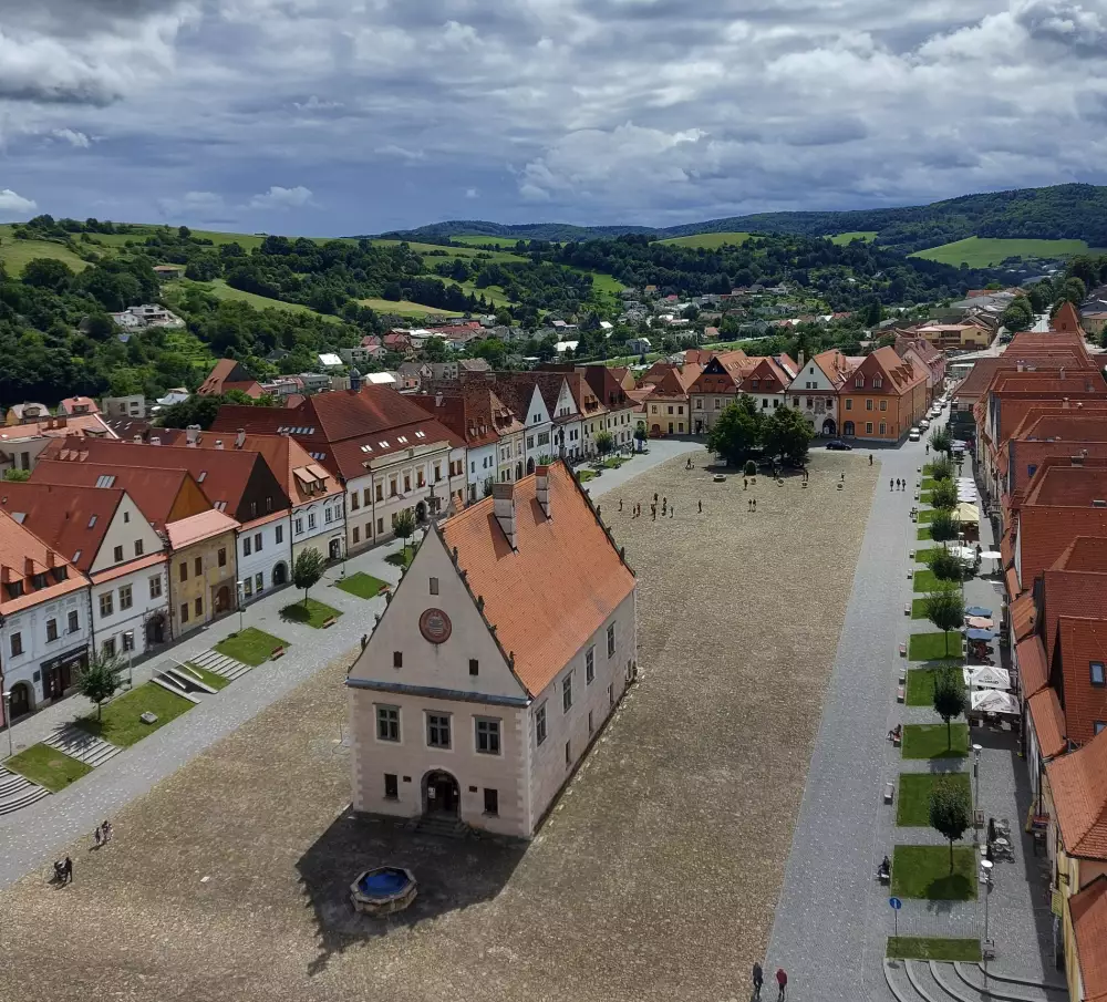 Historické námestie v Bardejove: Radničné námestie