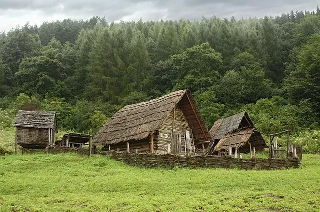 Archeoskanzen Havránok – keltský život pri Liptovskej Mare