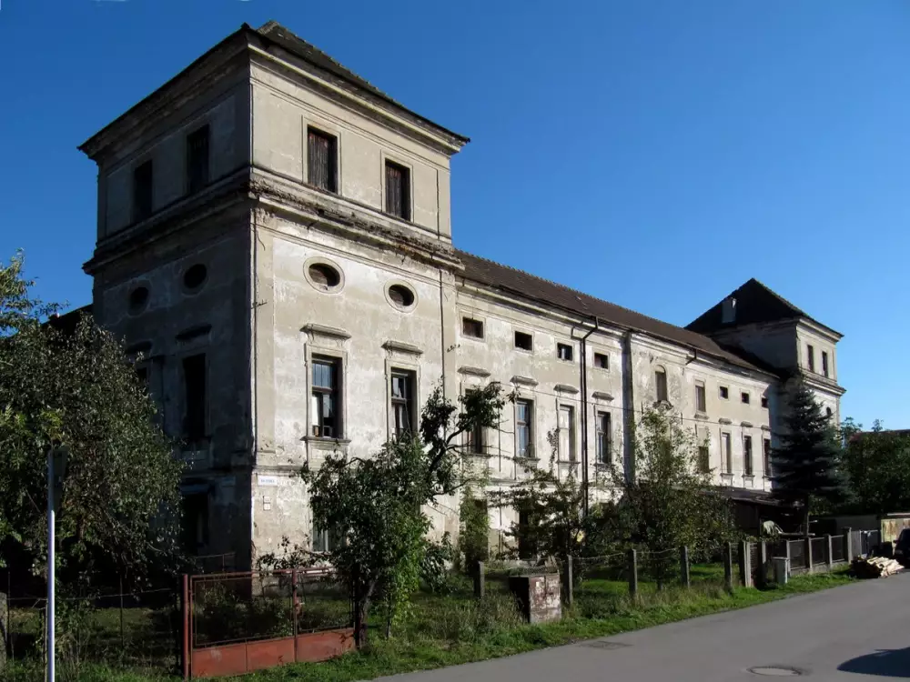 Kaštieľ v Tepličke nad Váhom – národná kultúrna pamiatka