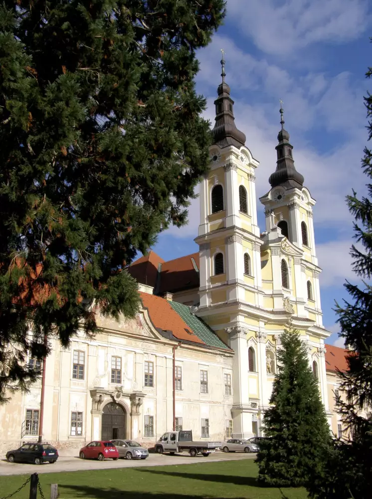 Opátstvo Jasov – neskorobarokový a rokokový komplex