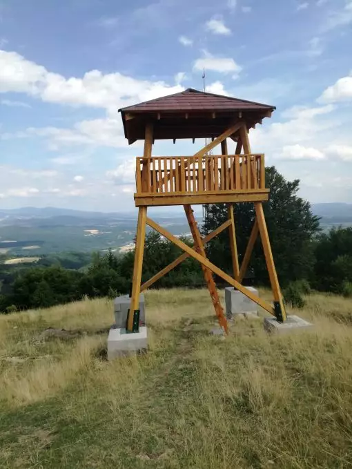 Rozhľadňa Horné Pršany – Lažtek: výhľad na Banskú Bystricu a Zvolen
