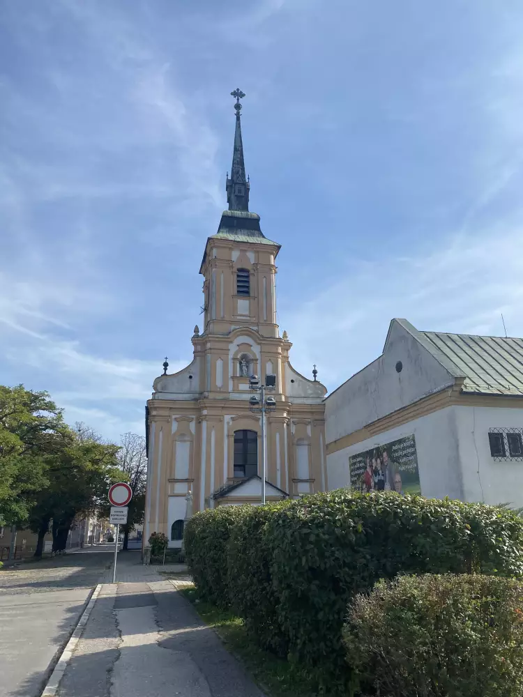 Františkánsky kostol a kláštor – kostol s katakombami