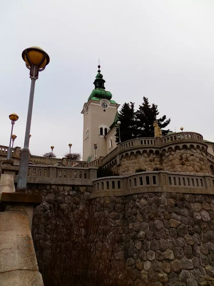Mauzóleum Andreja Hlinku v centre Ružomberka