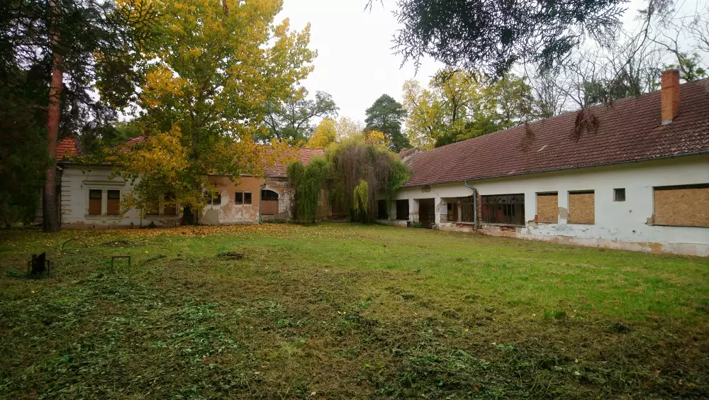Ordodyovská Kúria v Hurbanove – 19. storočie, bývalá škola