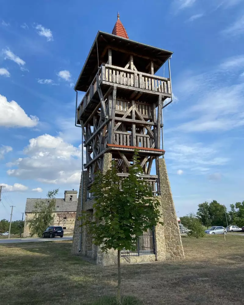 Rozhľadňa Veľké Kosihy – 21 m drevená rozhľadňa