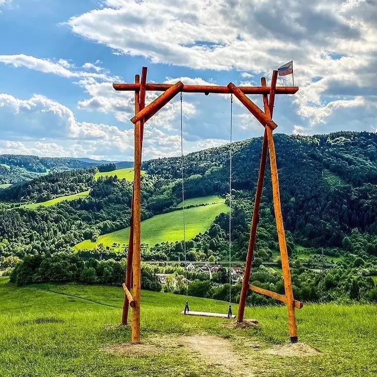 Hojdačka Záriečie: ľahká prechádzka a výhľad