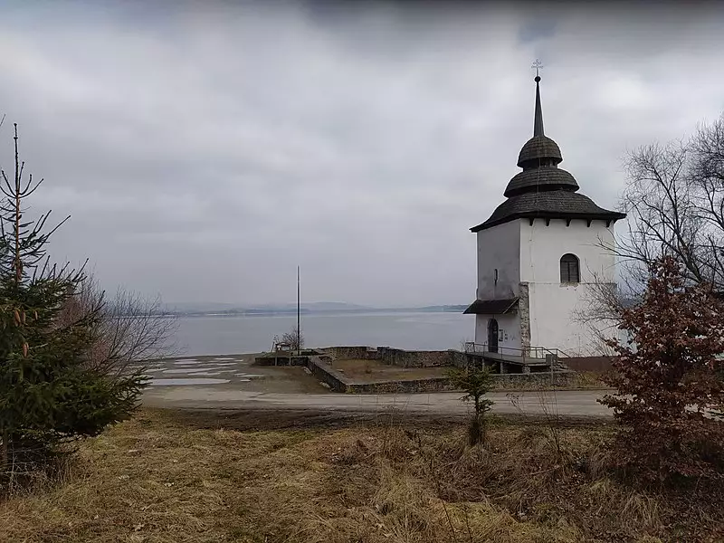 Kostol Panny Márie Liptovská Mara — ranogotický z 13. st.