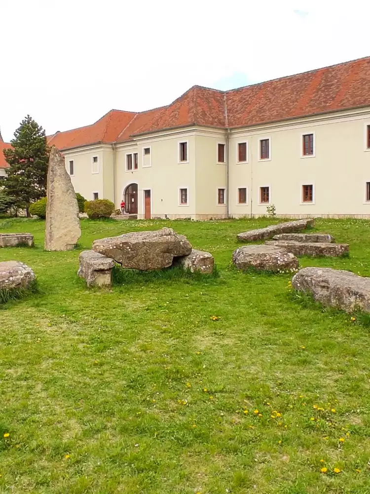 Holíčska manufaktúra — tradícia habánskej keramiky