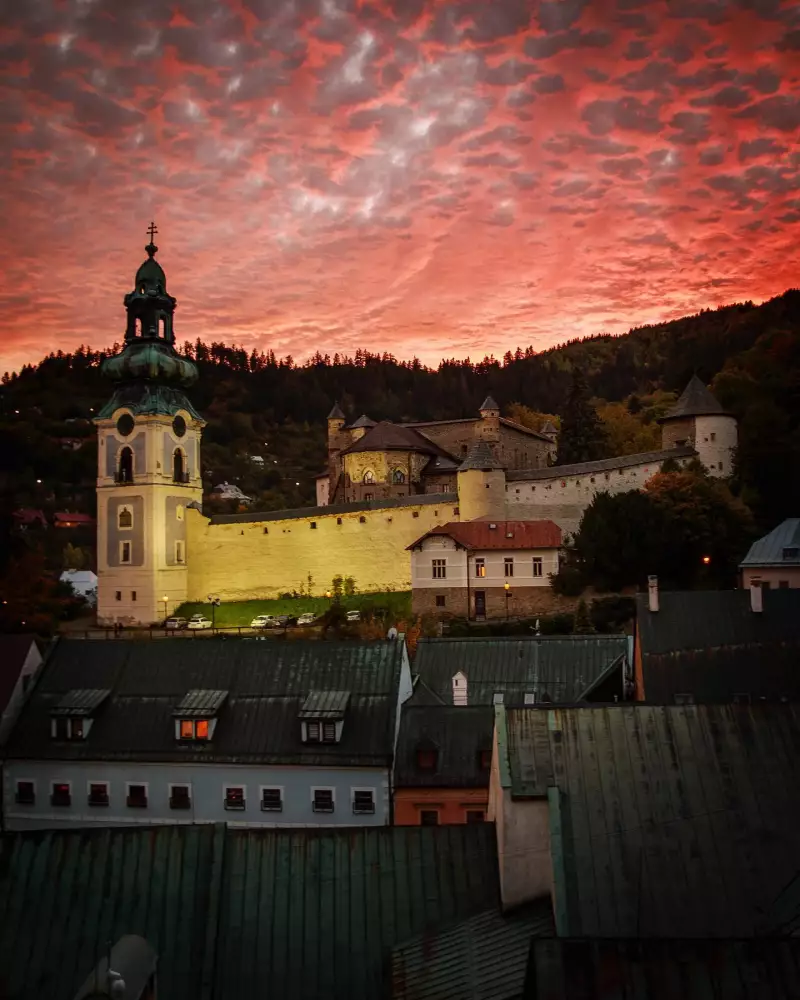 Starý zámok: štiavnická pamiatka nad Námestím sv. Trojice