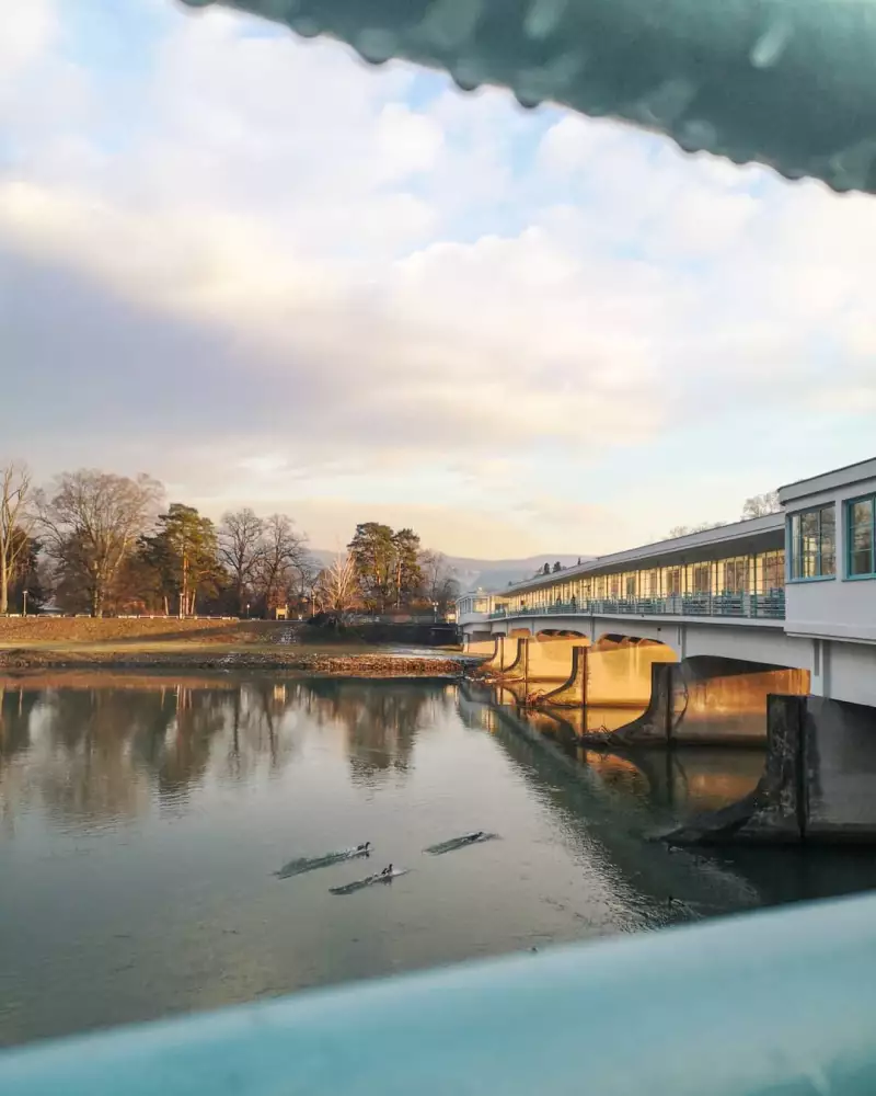 Kolonádový most Pieštany — peší most ku Kúpeľnému ostrovu