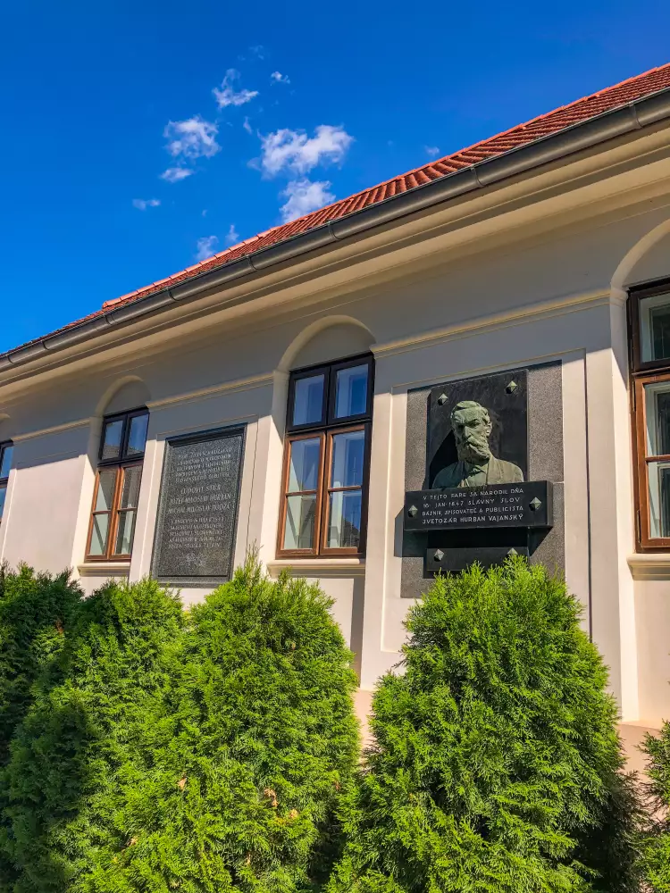 Pamätná fara v Hlbokom – uzákonenie spisovnej slovenčiny