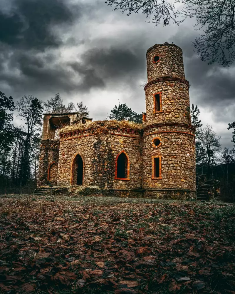 Letohrádok Babylon – Natália z Oldenburgu, psí cintorín